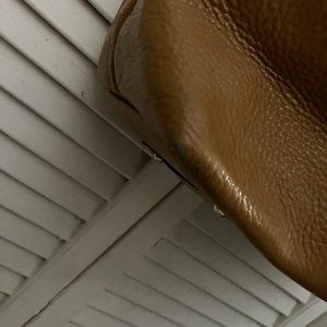 Pebble Grain Logo Lock Sac- Mustard color